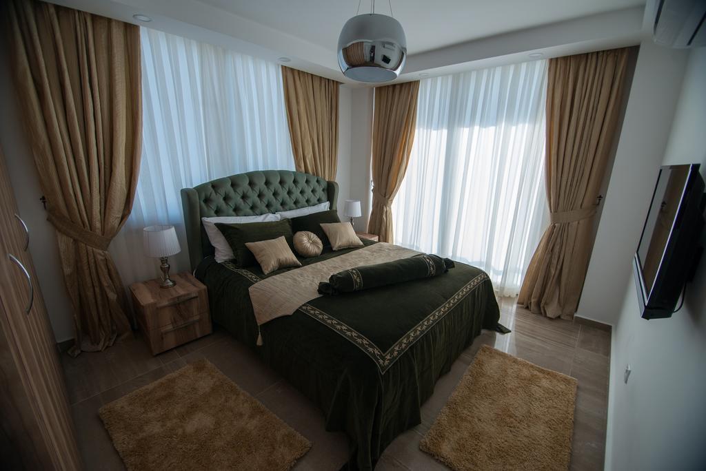 Aquamarine Luxury Residence Kirenia Zewnętrze zdjęcie