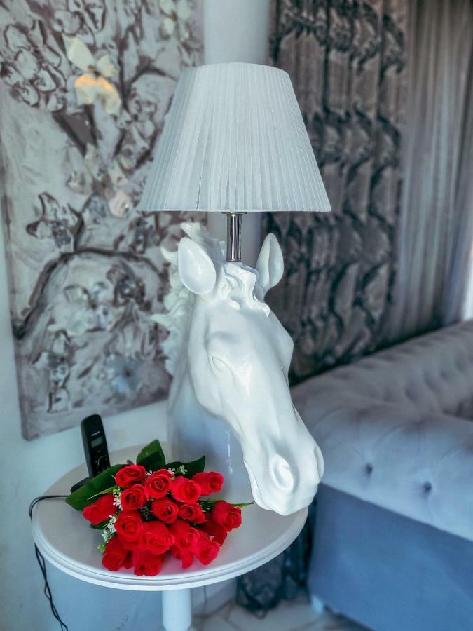 Aquamarine Luxury Residence Kirenia Zewnętrze zdjęcie