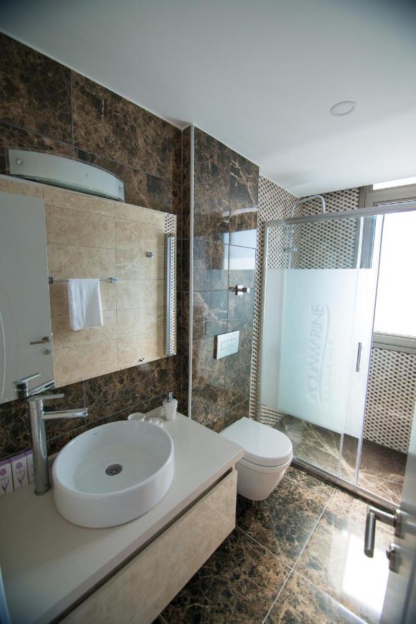 Aquamarine Luxury Residence Kirenia Zewnętrze zdjęcie